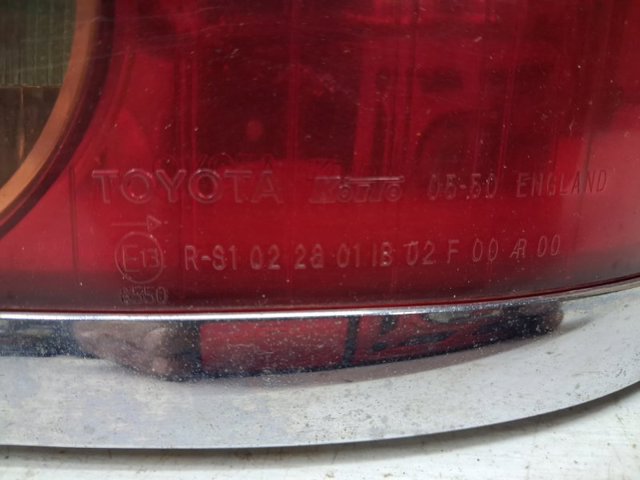 Задній правий стоп 8155105180 TOYOTA