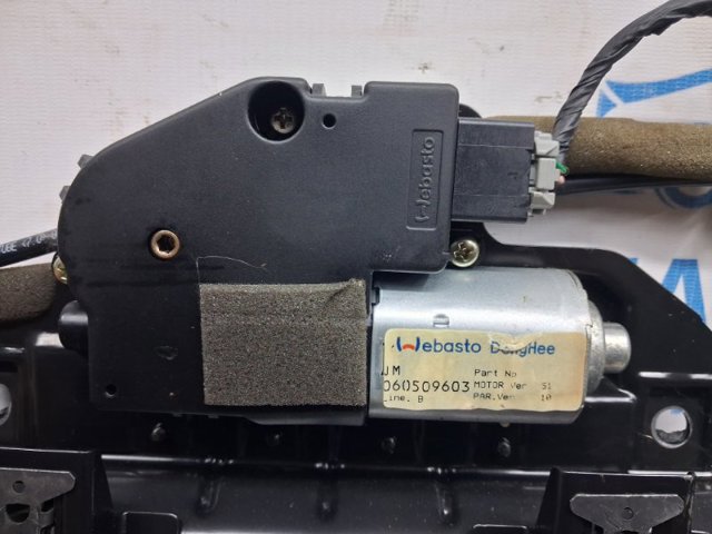 Скло даху 816102E000 HYUNDAI