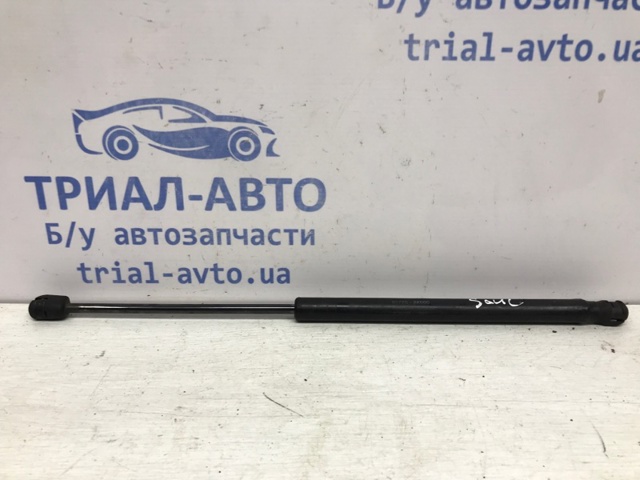Амортизатор двері п'ятої 817702K000 HYUNDAI