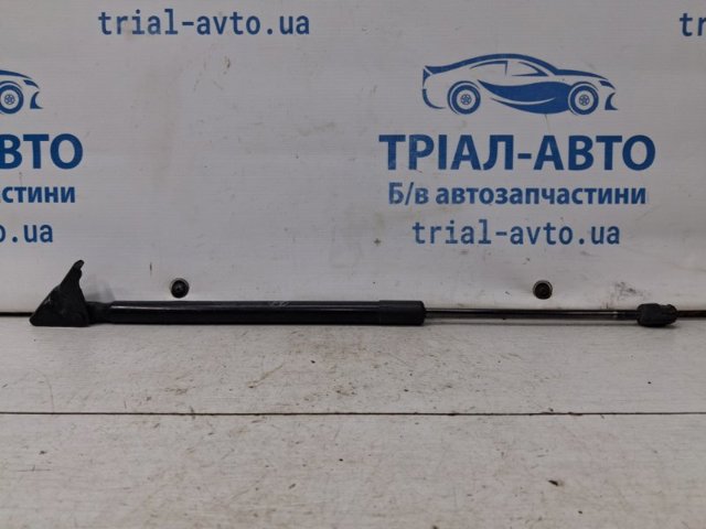 Амортизатор багажника лівий 817702Y000 HYUNDAI
