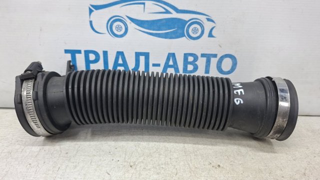 Патрубок витратоміра повітря 8200645982 RENAULT