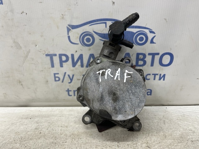 Насос вакуумний 8200683981 RENAULT