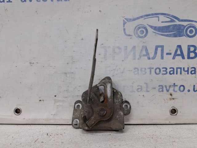 Замок кришки капота 8211065J01 SUZUKI