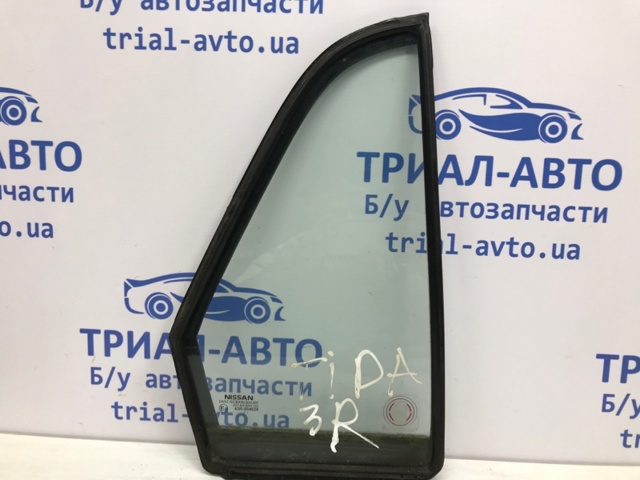 Задня кватирка права 82262EL400 NISSAN