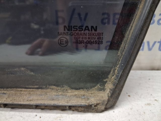 Задня кватирка ліва 82263EL000 NISSAN