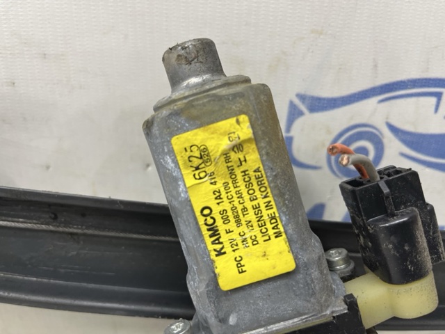 Механізм склопідіймача двері передньої, правої 824021C010 HYUNDAI