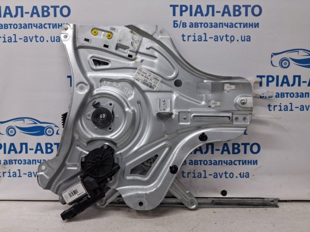 Механізм склопідіймача двері передньої, правої 824022Y000 HYUNDAI