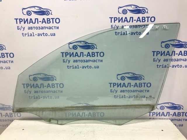 Скло передніх дверей, лівою 824112P000 HYUNDAI