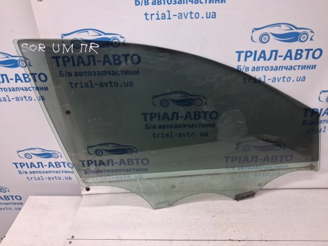 Скло пасажирських дверей 82420C5010 HYUNDAI
