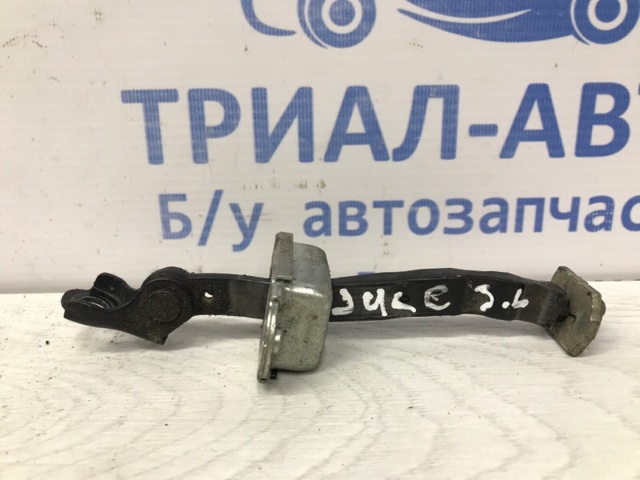 Обмежувач відкриття дверей, задній 824301KA0A NISSAN