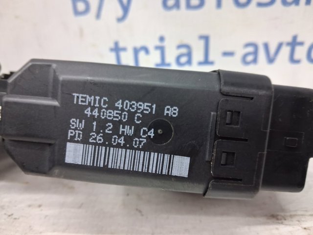 Привід ліфта передній 824501H010 HYUNDAI