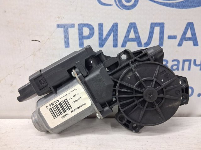 Мотор склопідйомника дверей передніх, лівих 824501H010 HYUNDAI