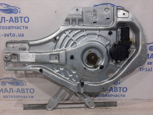 Мотор склопідйомника дверей передніх, лівих 824502E000 HYUNDAI