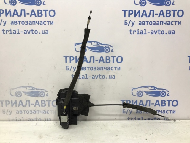 Замок задньої дверї, правої 82500BA60A NISSAN