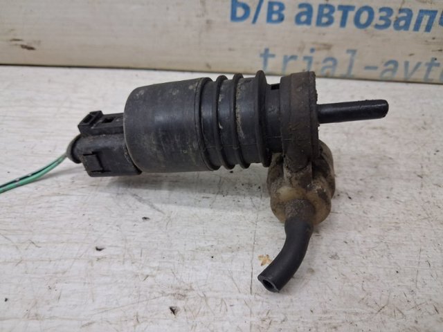Мотор омивача 8260A082 MITSUBISHI