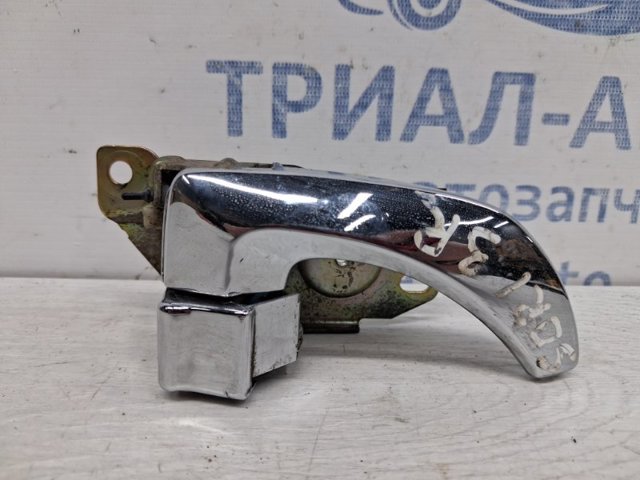 Ручка передньої двері внутрішня права 826203E010 HYUNDAI