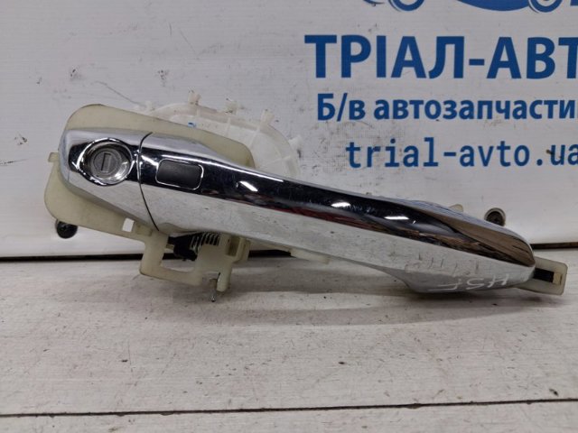 Ручка передніх дверей зовнішня, права 826612W710 HYUNDAI