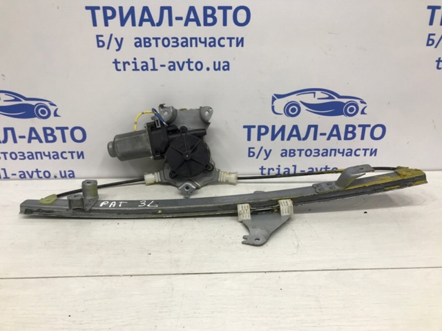 Склопідйомник задніх лівих дверей 82701EB300 NISSAN