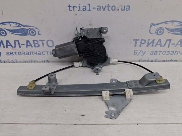 Склопідйомник задніх лівих дверей 82701JD400 NISSAN