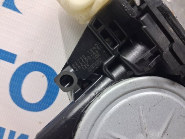 Механізм склопідйомника двері задньої, правої 827204CA0A NISSAN