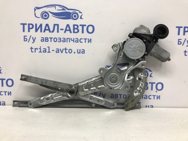 Склопідйомник задніх правих дверей 827204GA0A NISSAN