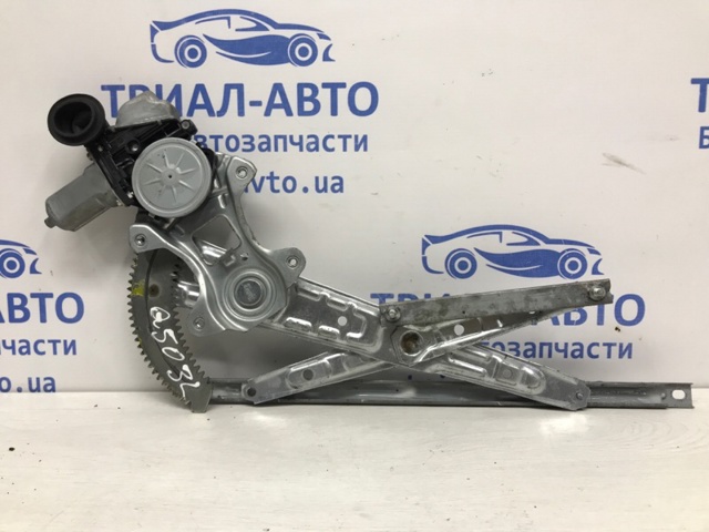 Склопідйомник задніх лівих дверей 827214GA0A NISSAN