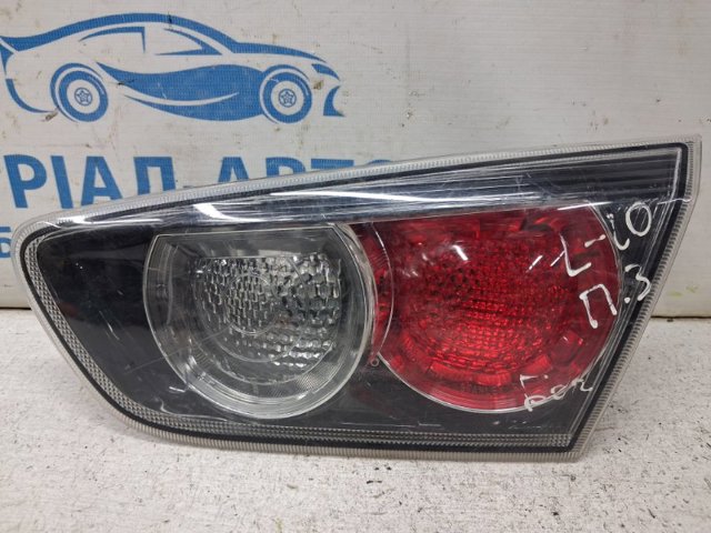 Фара задня права внутрішня 8330A112 MITSUBISHI