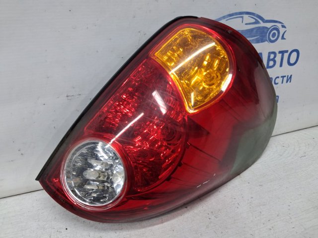 Задні ліхтарі 8330A156 MITSUBISHI