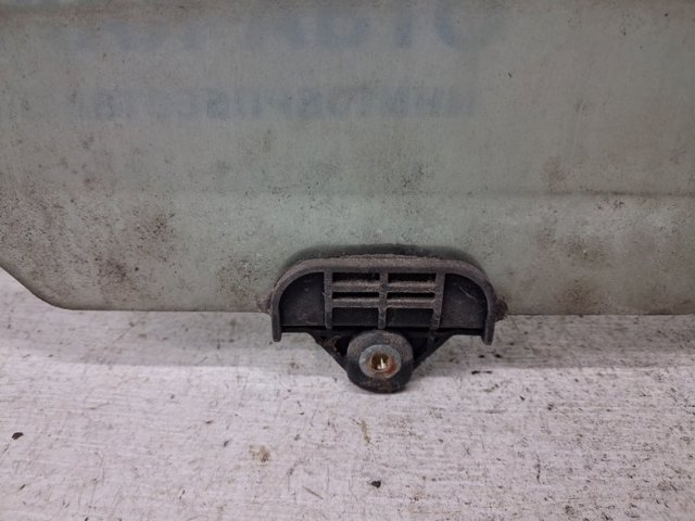 Скло задньої двері лівої 834111H500 HYUNDAI