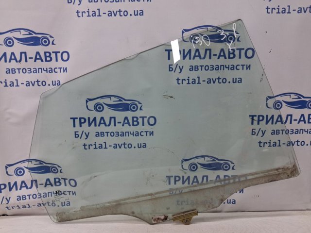 Скло задньої двері правої 834202L010 HYUNDAI