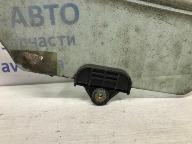 Вікно задніх дверей 834211H000 HYUNDAI