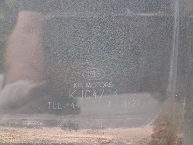 Скло заднє праве 834213E010 HYUNDAI