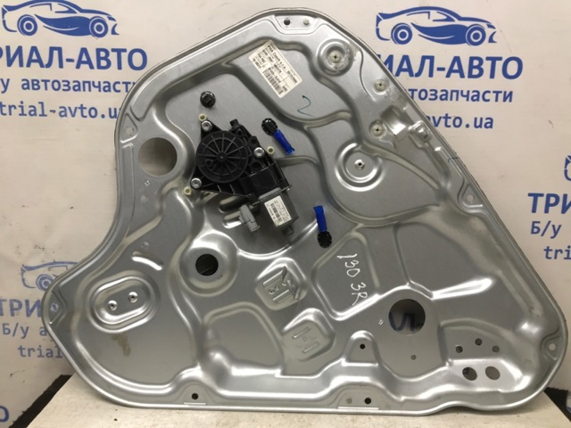 Склопідйомник задніх правих дверей 834602R000 HYUNDAI