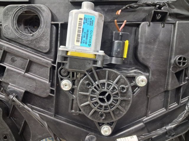 Механізм склопідйомника двері задньої, лівої 83471F1000 HYUNDAI