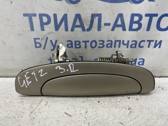 Ручка задньої двері зовнішня права 836601C060 HYUNDAI