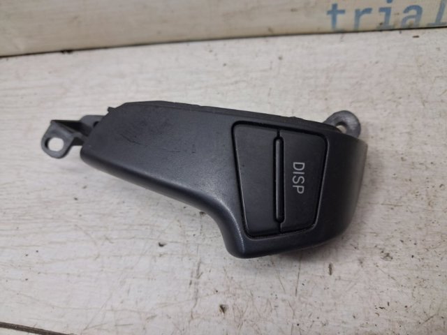 Блок кнопкових перемикачів рульового колеса 8425020010 TOYOTA