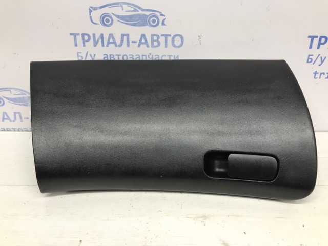 Кришка ящика рукавички (бардачка) 845101H000ED HYUNDAI