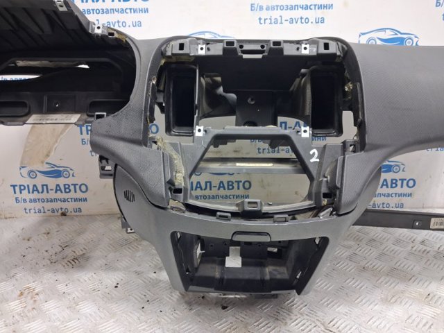 Передня панель 847102L150XP HYUNDAI