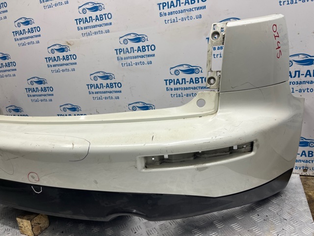 Кожух бампера заднього 85022CG025 NISSAN