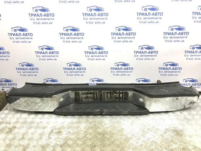 Бампер задній 85022ZP60A NISSAN
