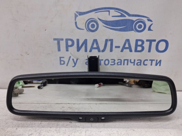 Дзеркало заднього виду в салоні Hyundai Elantra 6