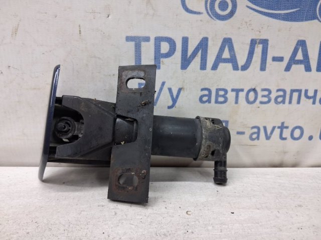 Тримач форсунки омивача фари, підйомний циліндр 8520760010 TOYOTA
