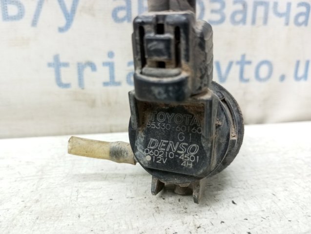 Насос омивача скла переднього 8533071010 TOYOTA