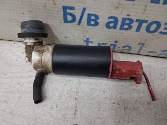 Двигун склоомивача задній 8534005011 TOYOTA