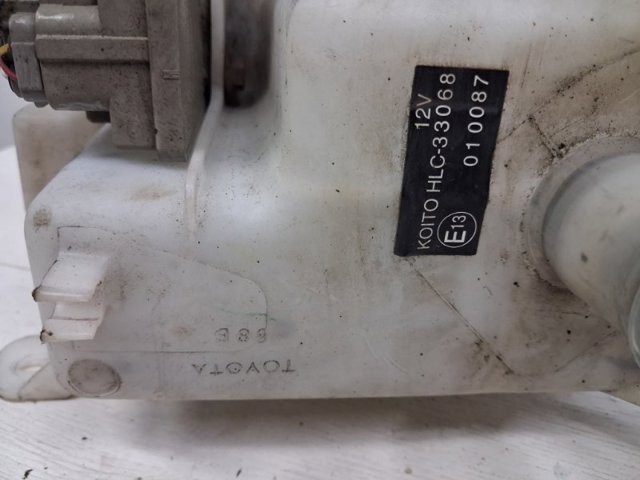 Водяний бачок омивача скла 8535548010 TOYOTA