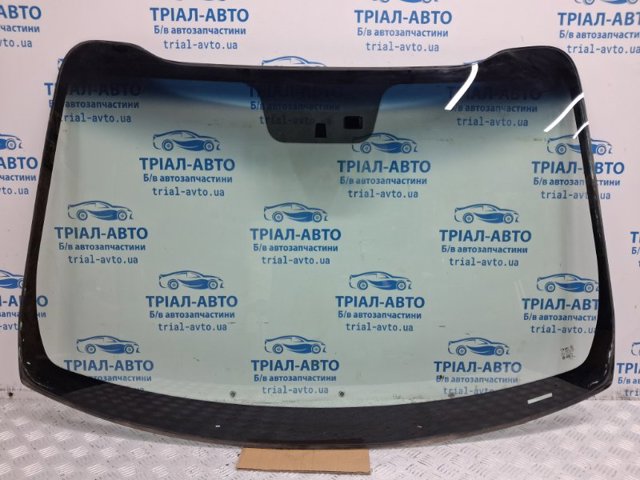 Переднє скло 861103U060 HYUNDAI