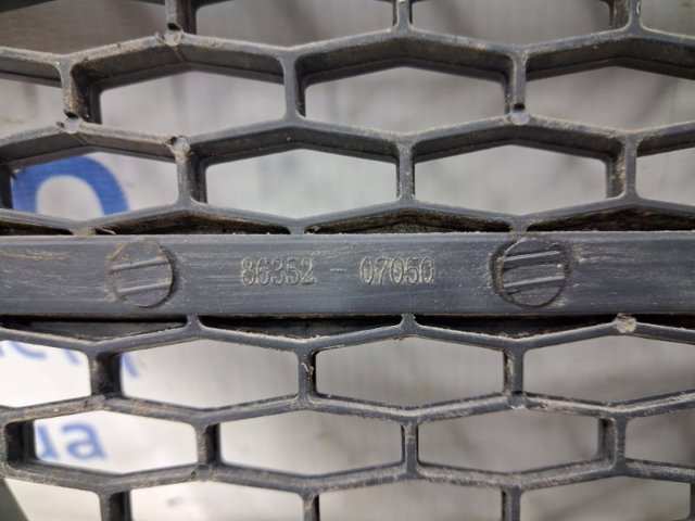 Облицювання радіатора 8636007050 HYUNDAI