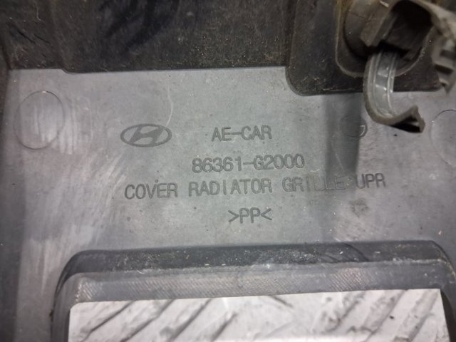 Накладка верхня передньої панелі/супорту радіатора 86361G2000 HYUNDAI