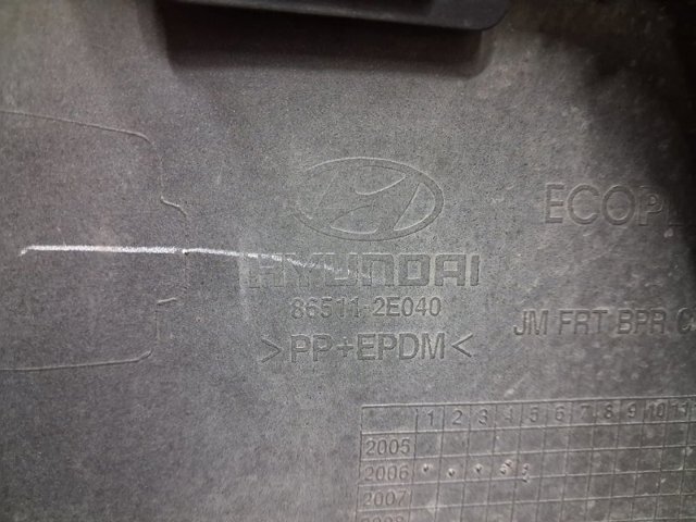 Бампер на авто 865112E040 HYUNDAI