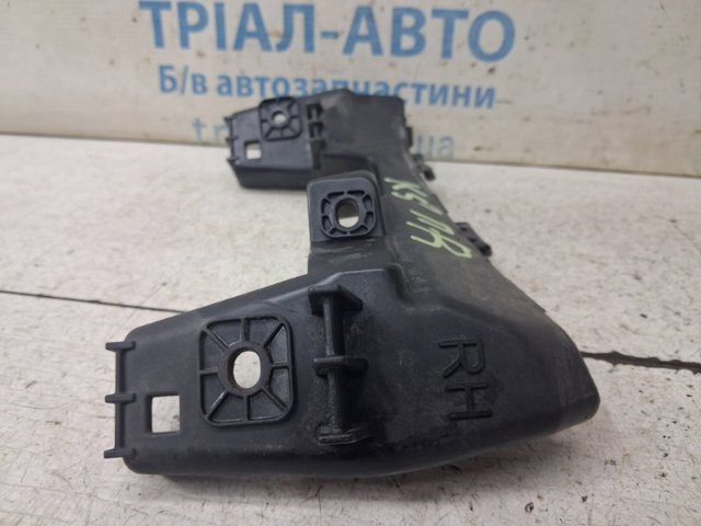 Праве кріплення переднього бампера 86552F1000 HYUNDAI